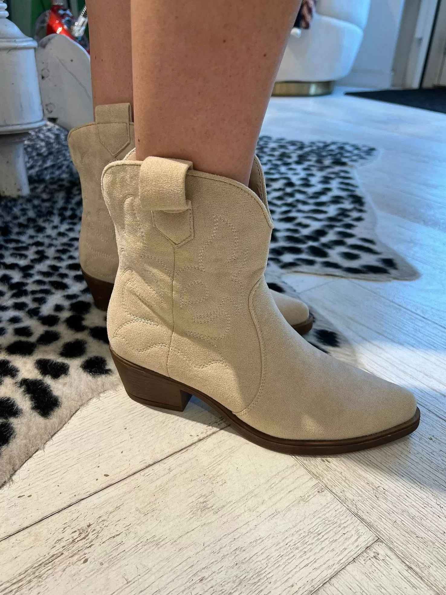 LOF Boutique Laarzen>Abby Western Boots Beige