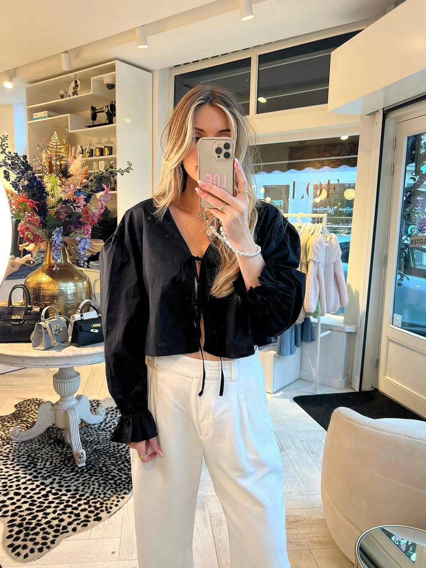 LOF Boutique Tops & Blousjes>Bow Cropped Blouse Black