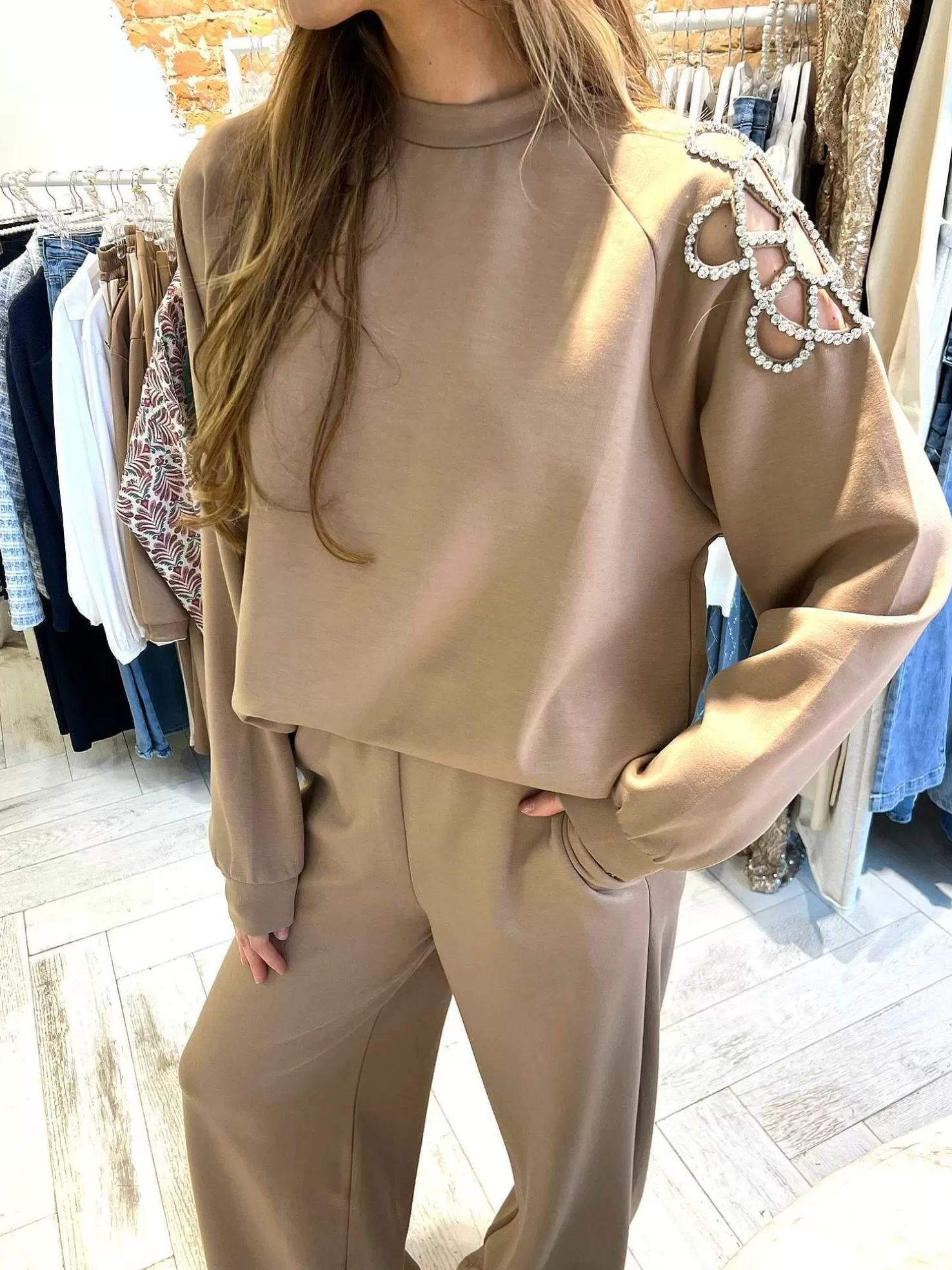 LOF Boutique Sets>Comfy Strass Set Camel