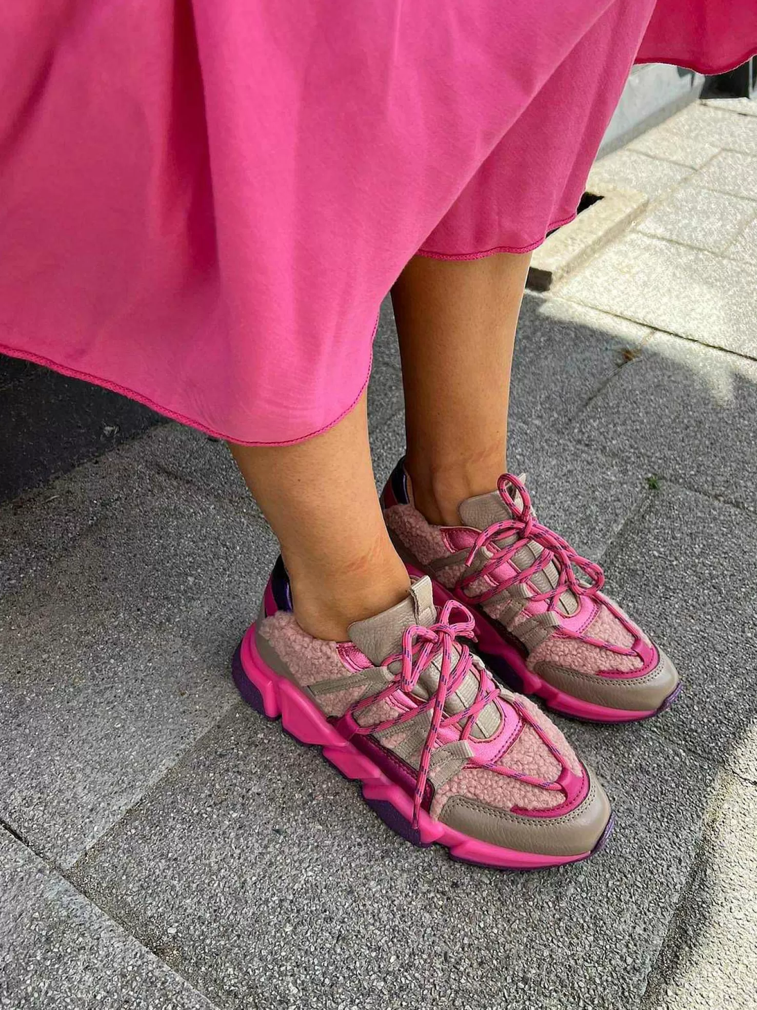 LOF Boutique Sneakers>Dwrs Los Angeles Teddy Sneakers Fuchsia & Beige