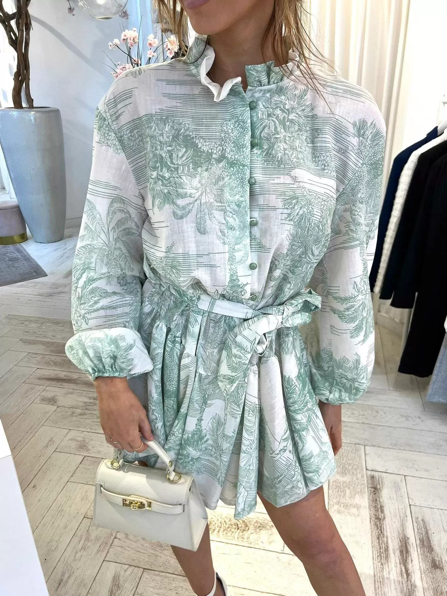 LOF Boutique Jurken>Fenna Inspired Dress Lime
