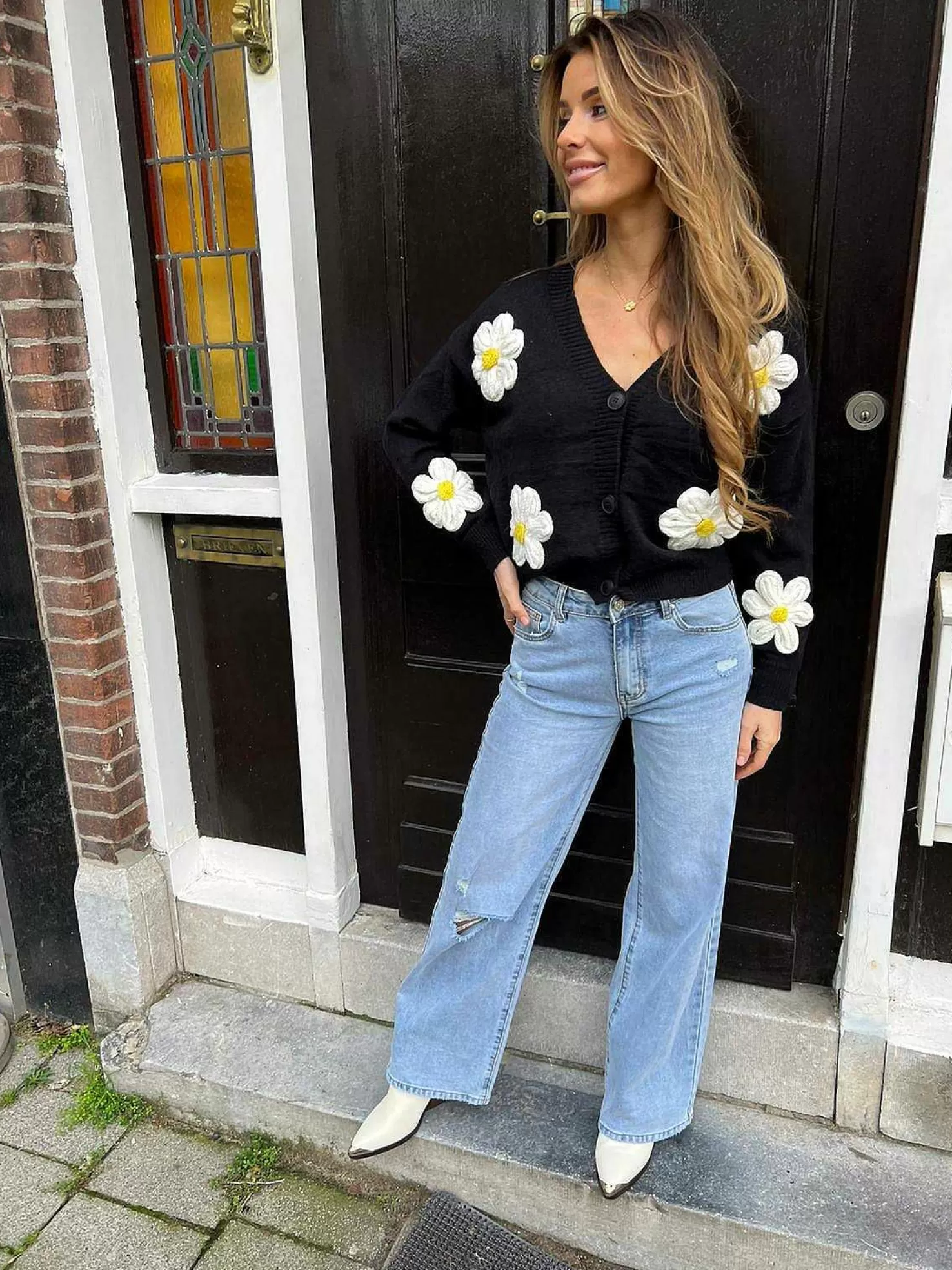 LOF Boutique Vesten>Flower Vest Black