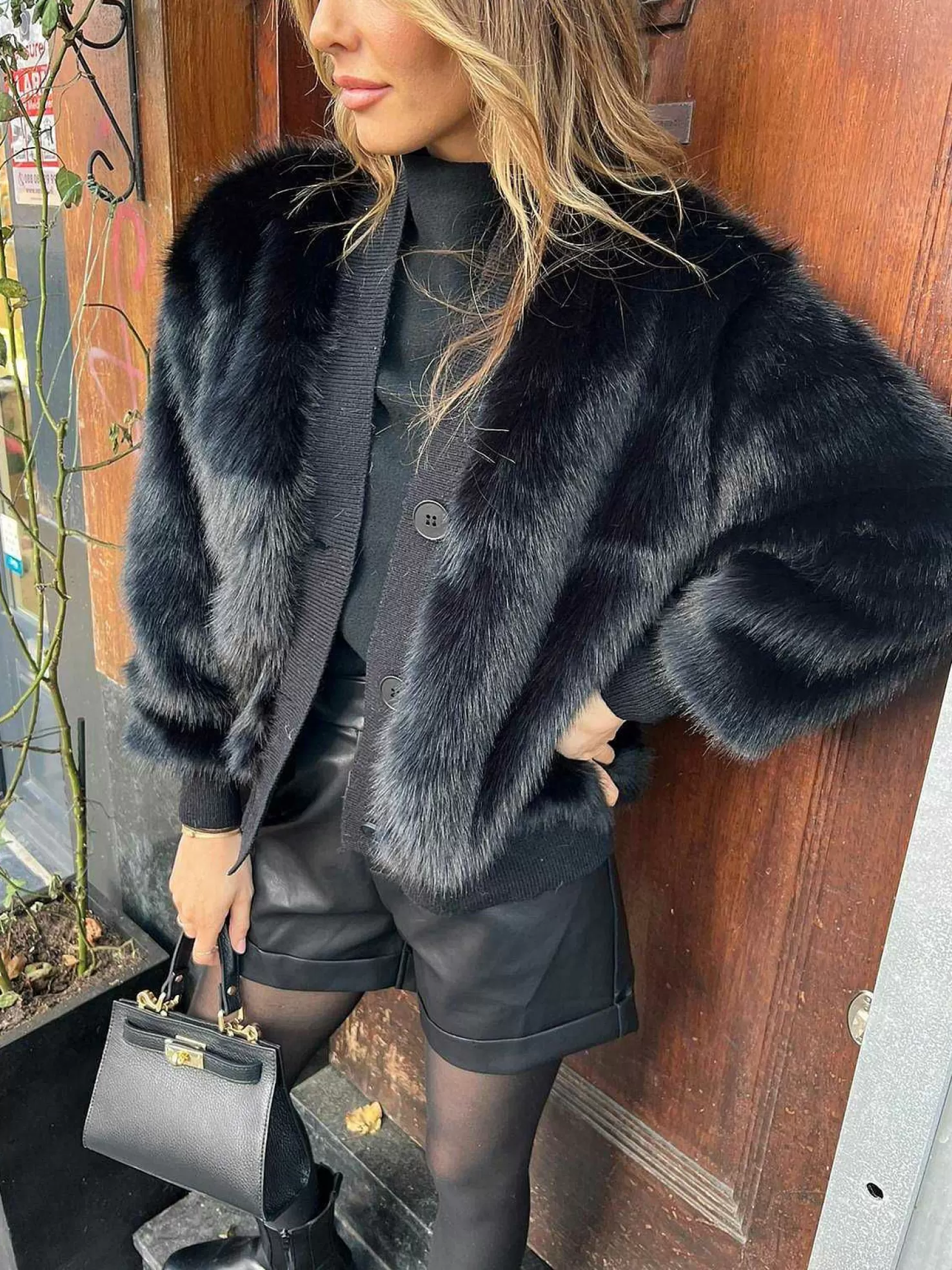 LOF Boutique Vesten>Furry Vest Black