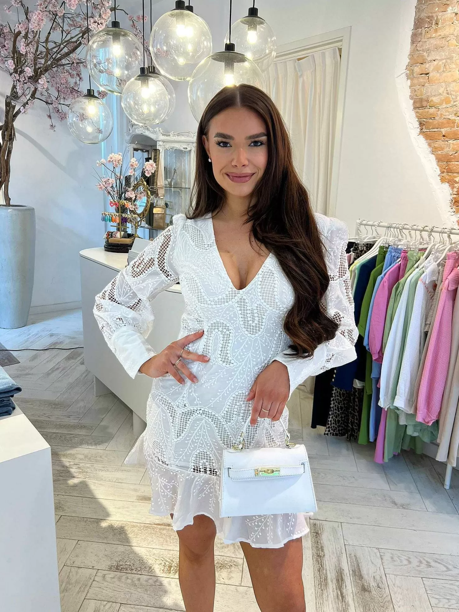 LOF Boutique Jurken>Gaby Broderie Dress Off White