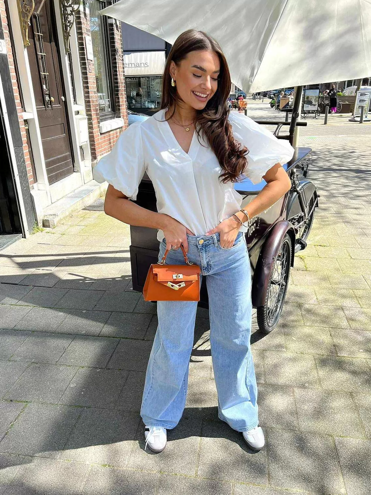 LOF Boutique Tops & Blousjes>Izzy Short Sleeve Blouse White