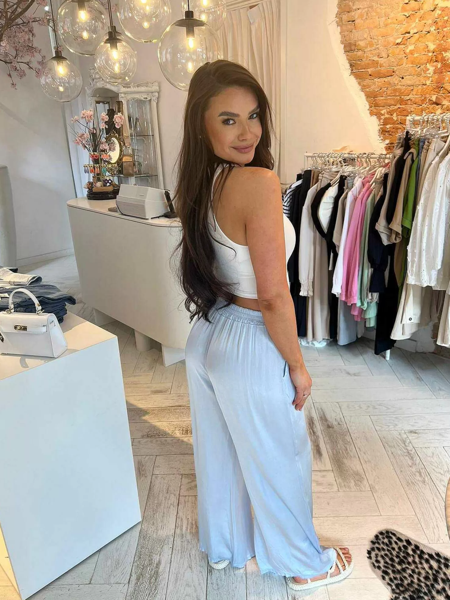 LOF Boutique Broeken>Julie Silky Pants Baby Blue
