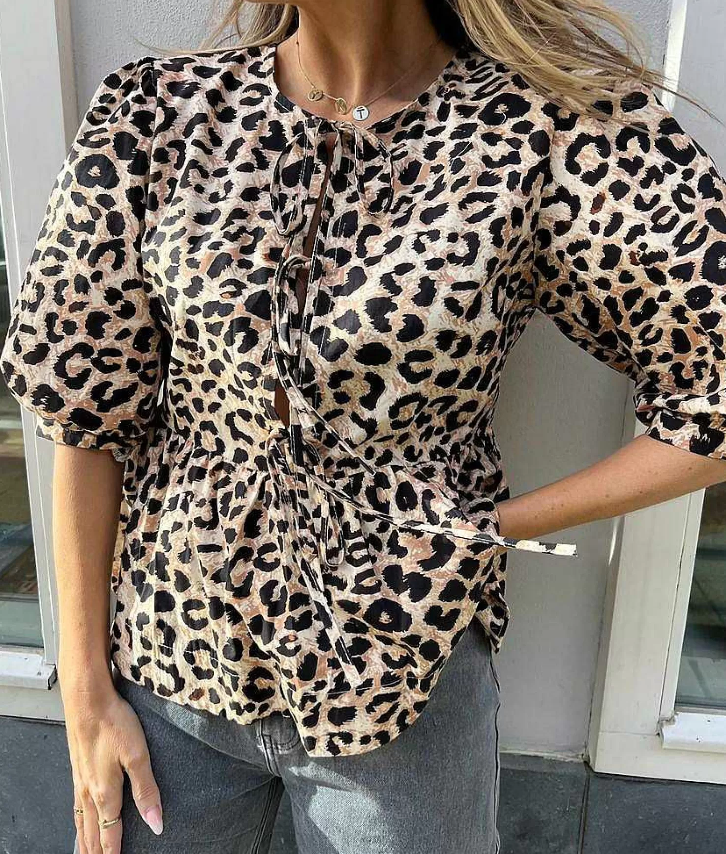 LOF Boutique Tops & Blousjes>Kae Leo Bow Top