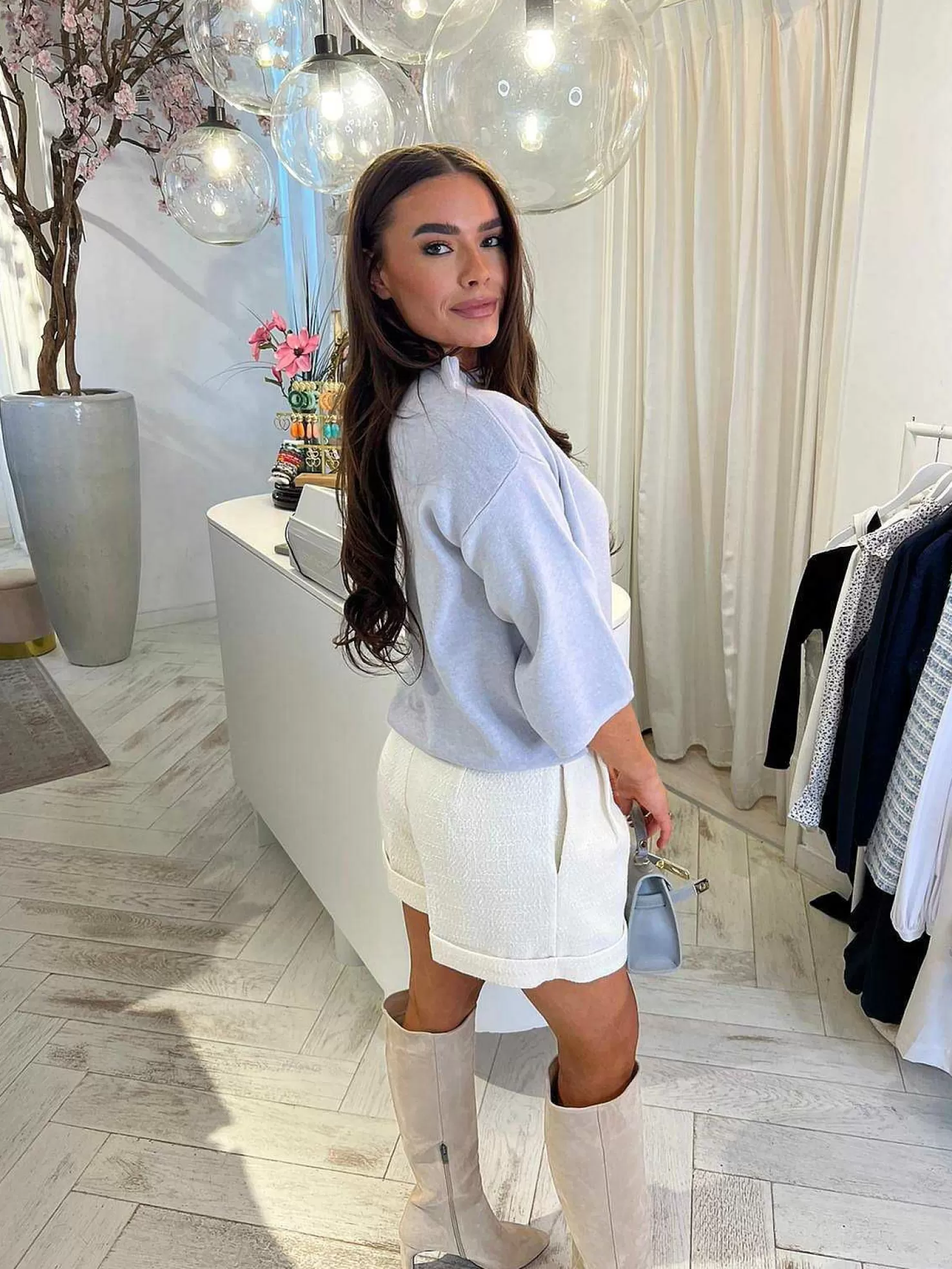 LOF Boutique Truien>Katy Short Sleeve Sweater Light Grey