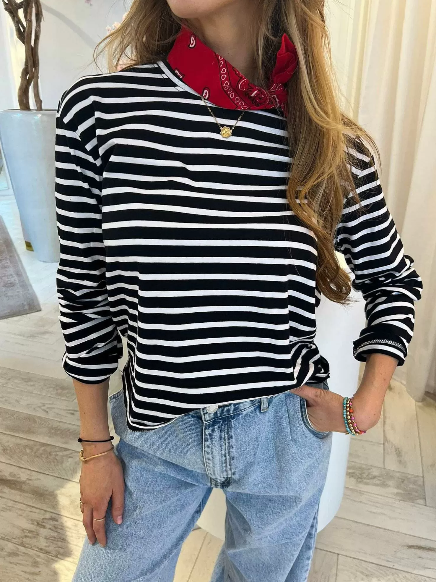LOF Boutique Tops & Blousjes>Kiki Stripe Long Sleeve Top Black