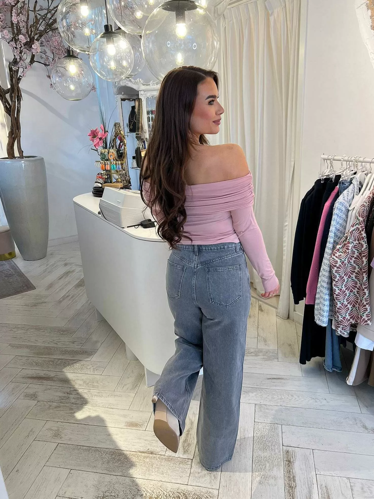 LOF Boutique Tops & Blousjes>Lana Off Shoulder Top Vintage Pink