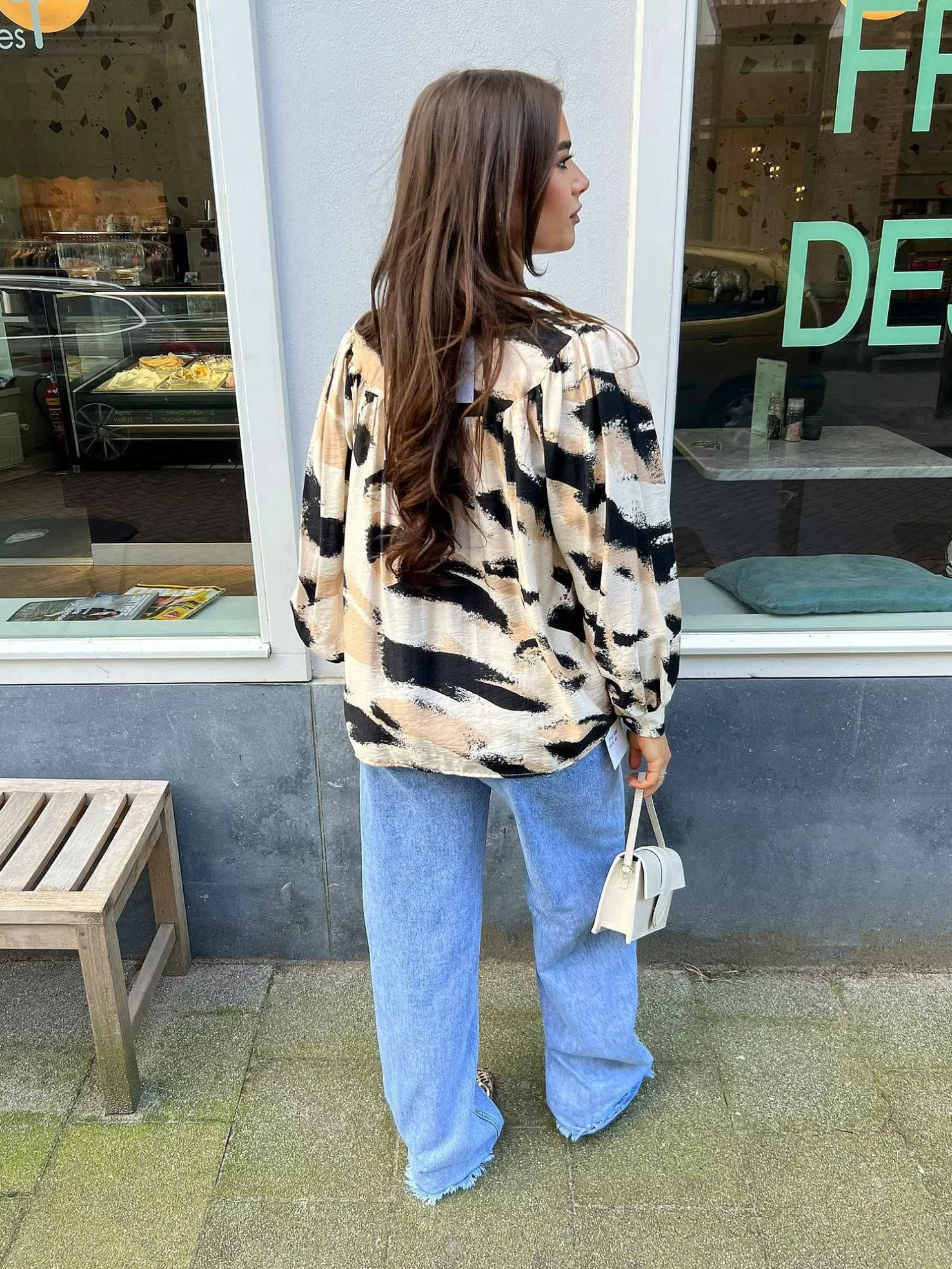 LOF Boutique Tops & Blousjes>Livy Pattern Blouse Beige