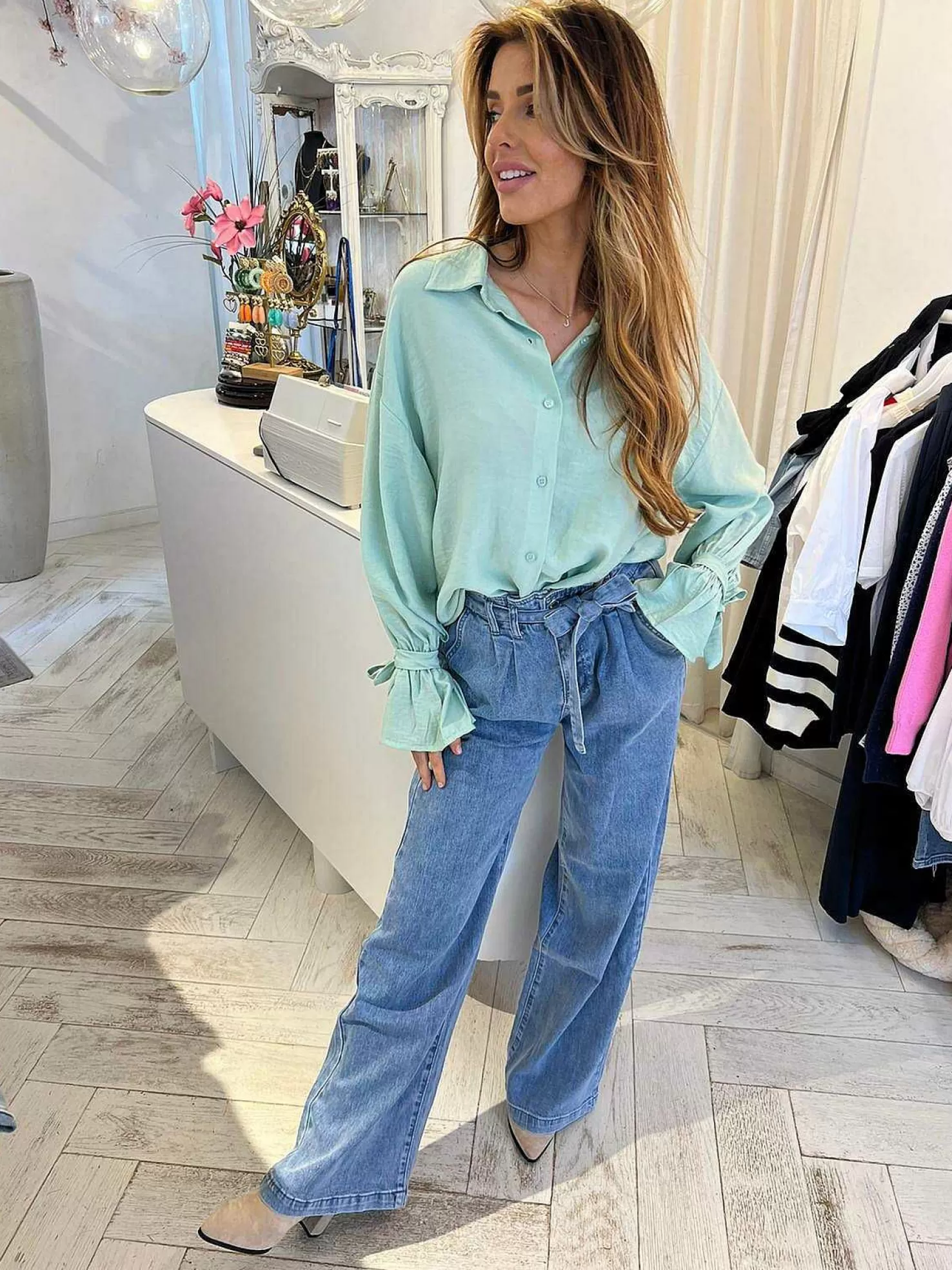 LOF Boutique Tops & Blousjes>Marloes Ruffle Sleeve Blouse Mint