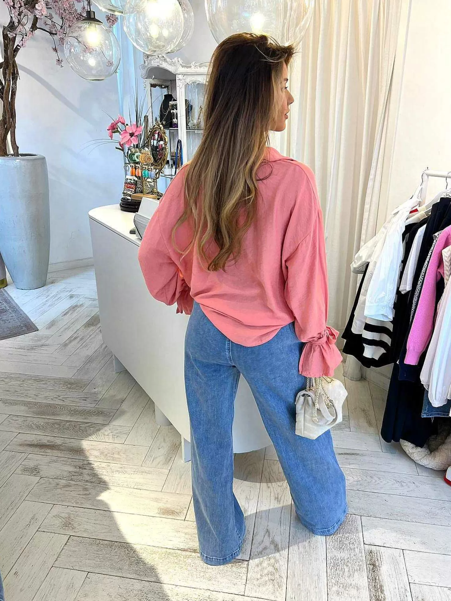 LOF Boutique Tops & Blousjes>Marloes Ruffle Sleeve Blouse Peach