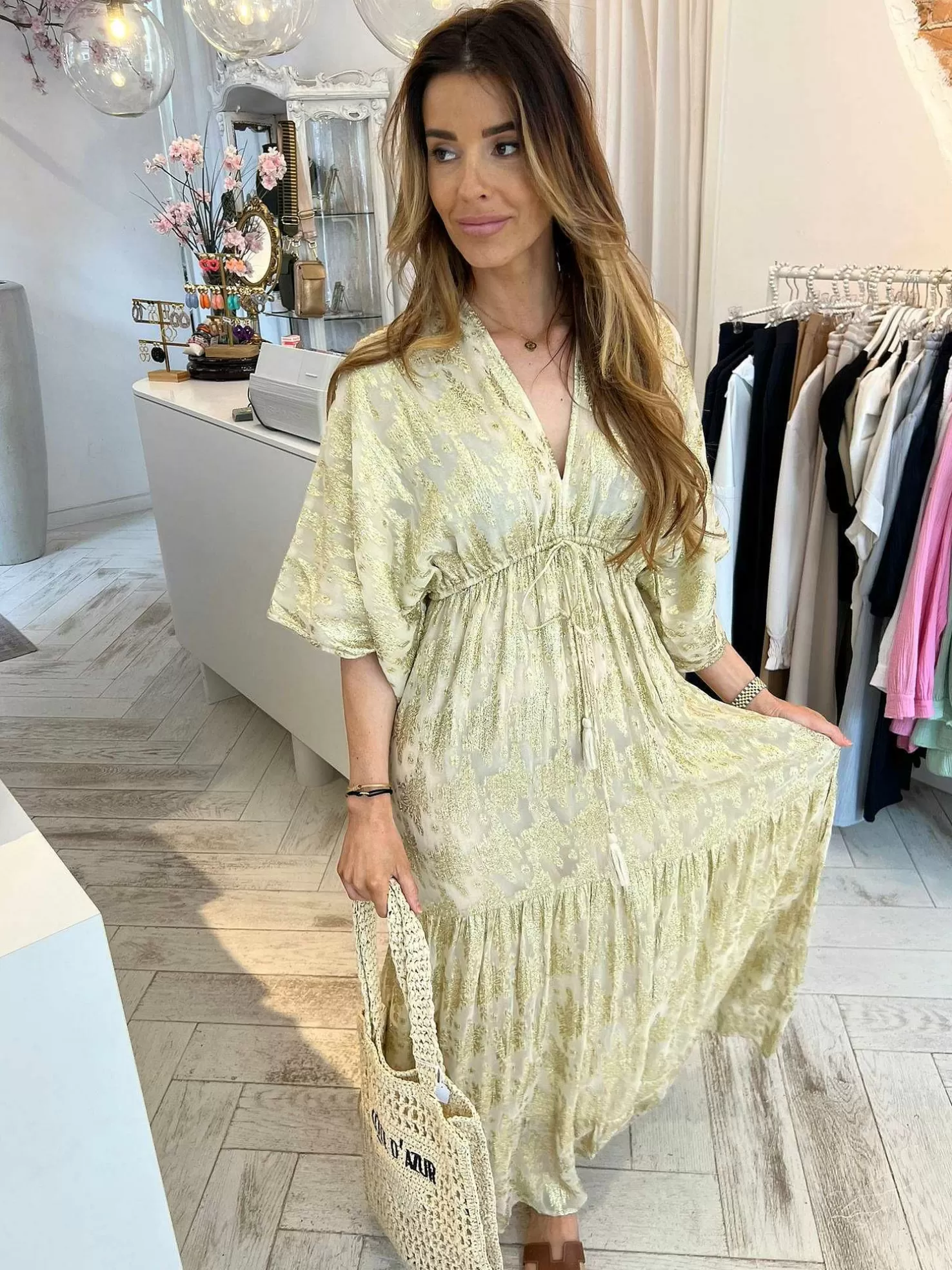 LOF Boutique Jurken>Milou Golden Maxi Dress