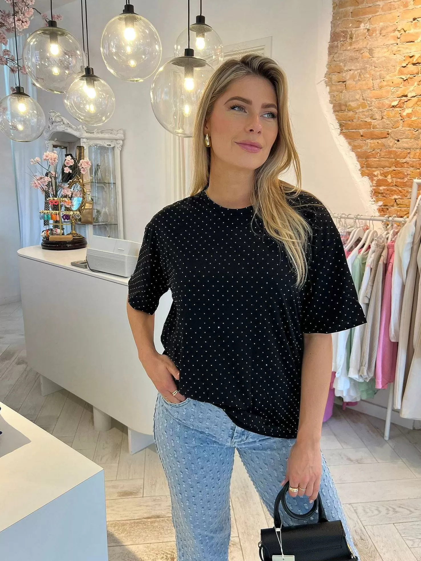 LOF Boutique Tops & Blousjes>Milou Strass Tee Black
