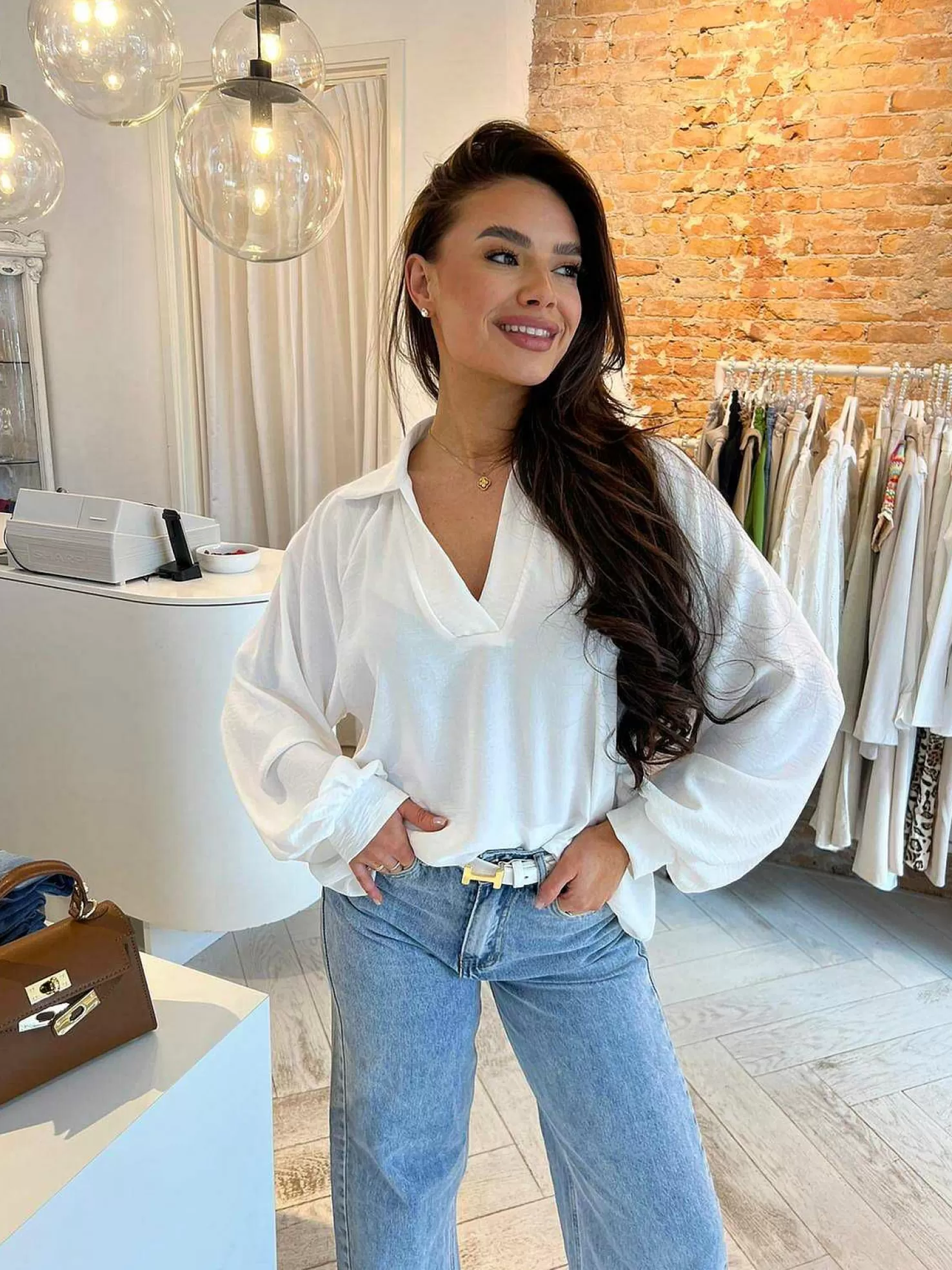 LOF Boutique Tops & Blousjes>Nea Basic Blouse