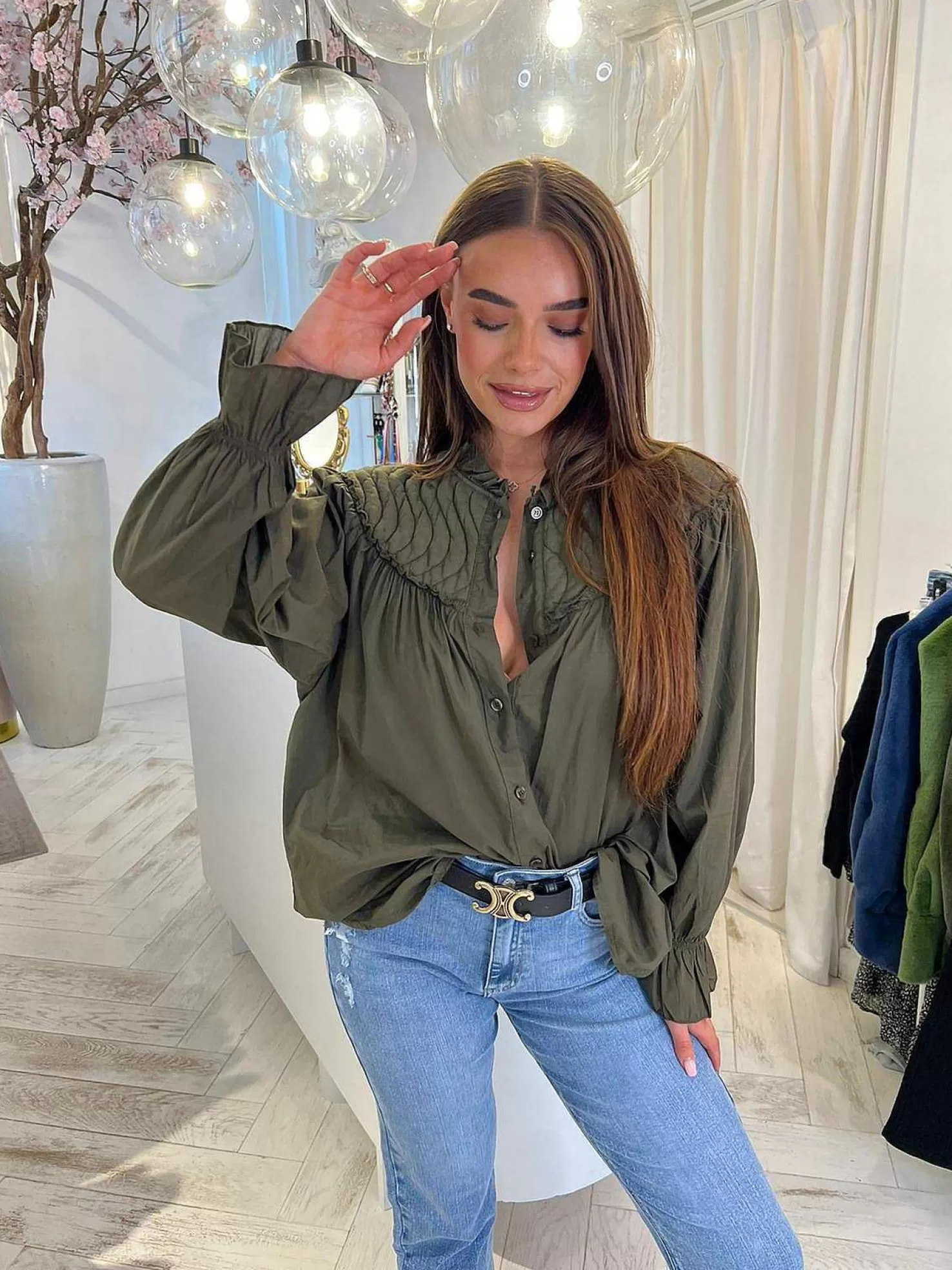 LOF Boutique Tops & Blousjes>Nina Padded Blouse Army