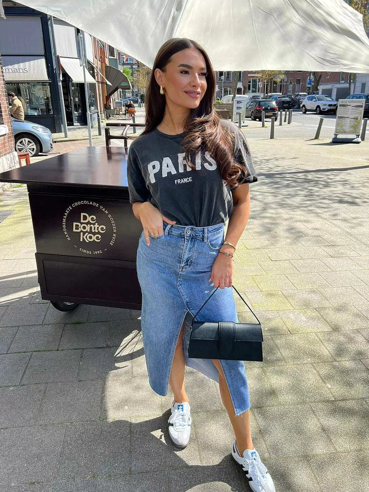 LOF Boutique Tops & Blousjes>Paris Tee Dark Grey