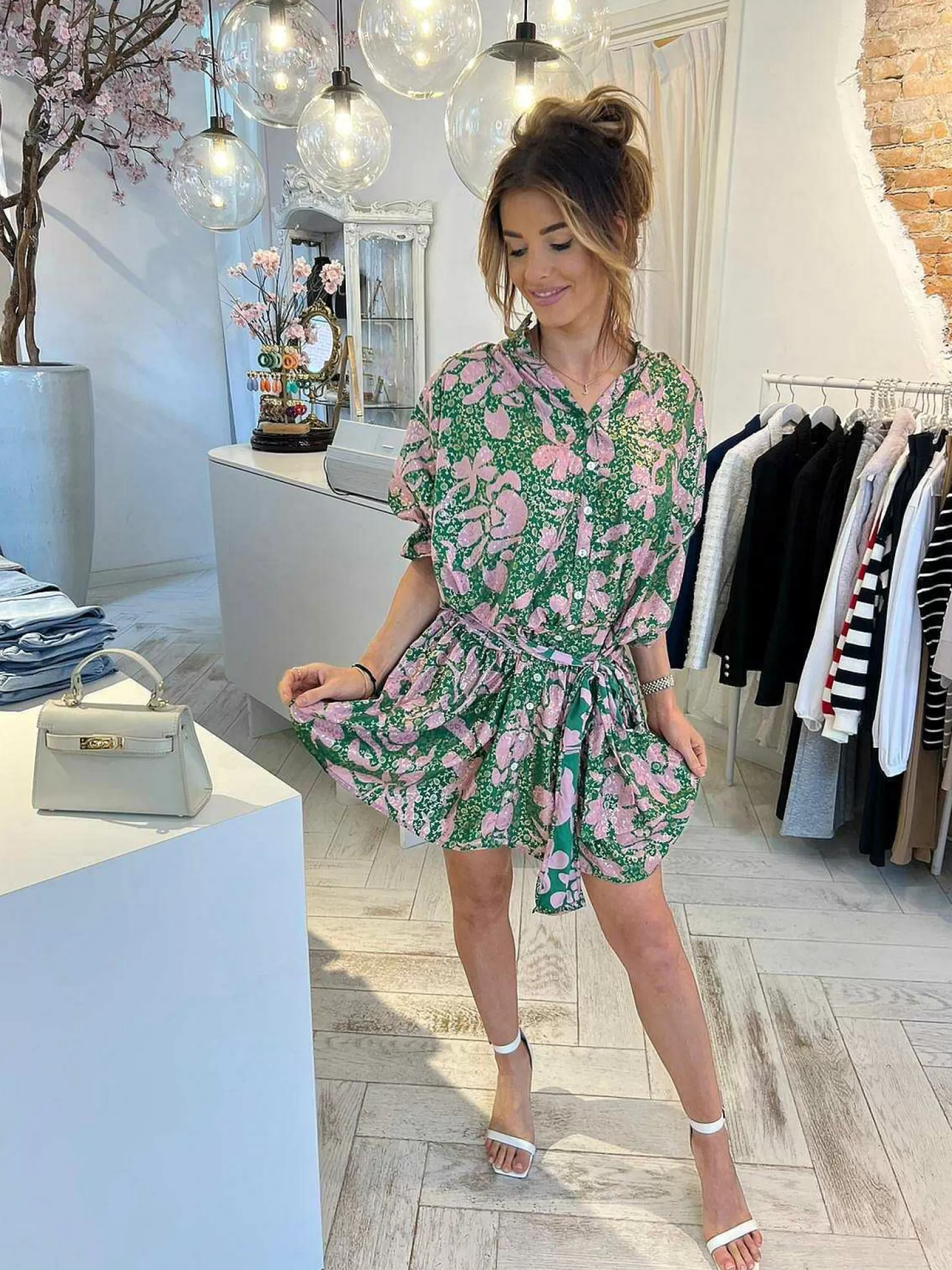 LOF Boutique Jurken>Ruby Golden Print Dress Green
