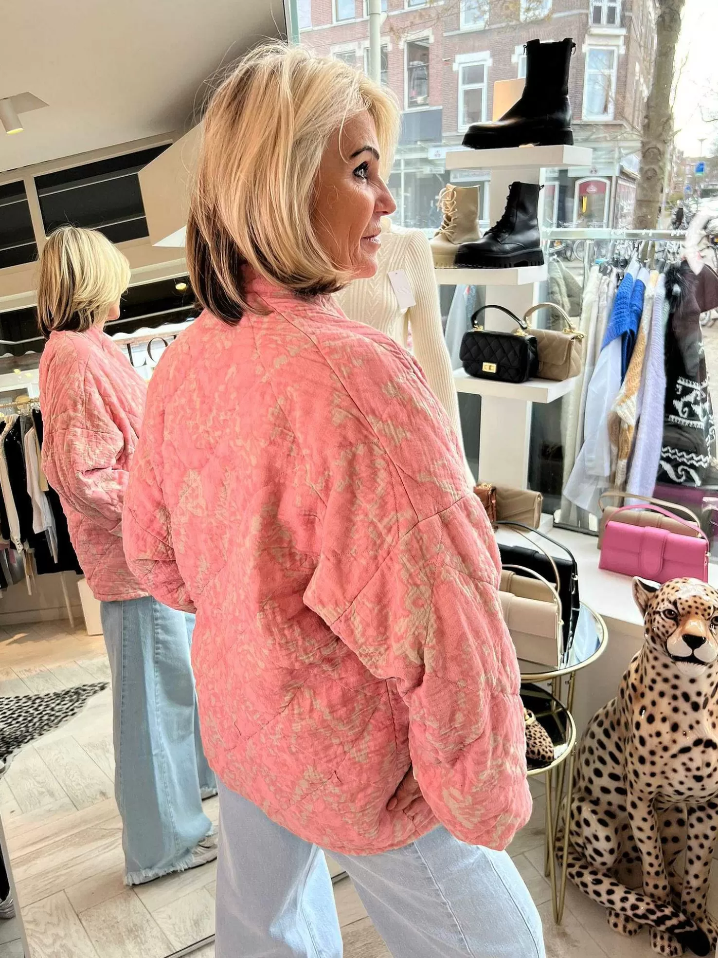 LOF Boutique Jassen>Sammie Pattern Jacket Pink