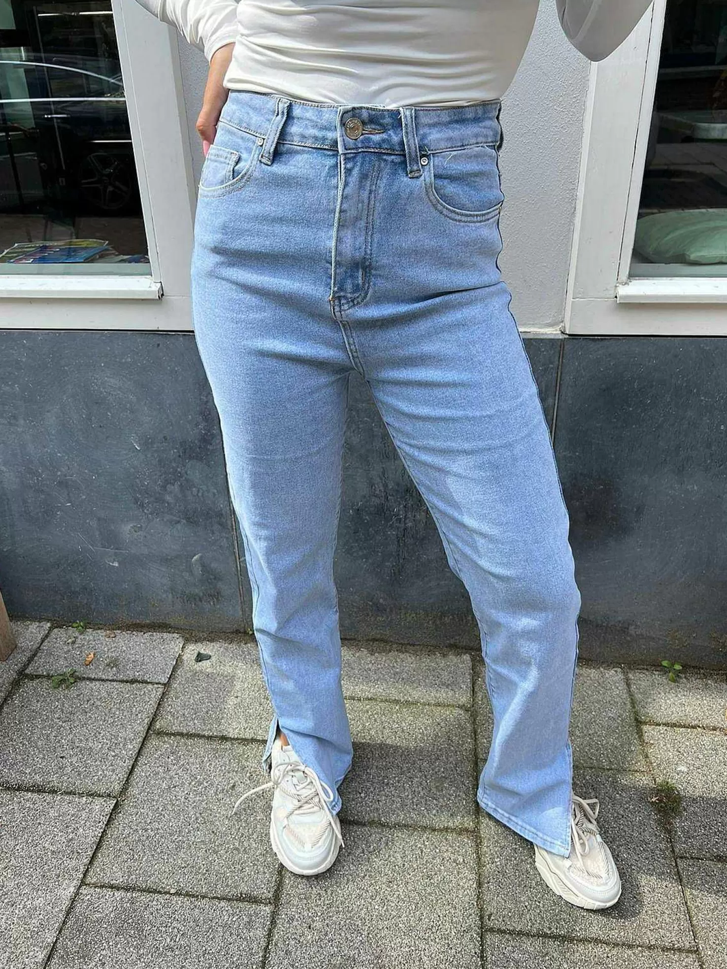 LOF Boutique Broeken>Straight Fit Light Denim Split Jeans