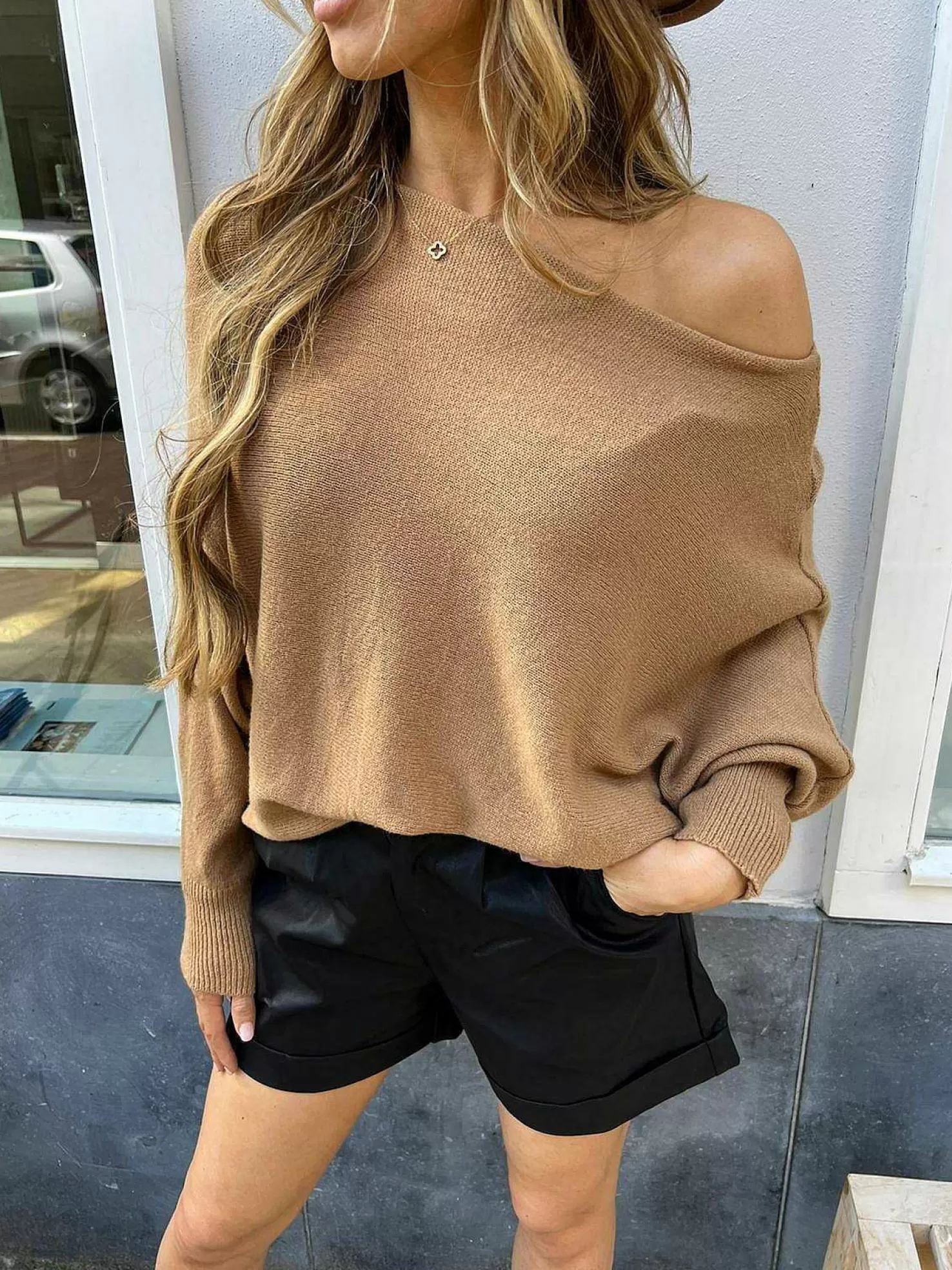 LOF Boutique Truien>Vlinder Trui Camel