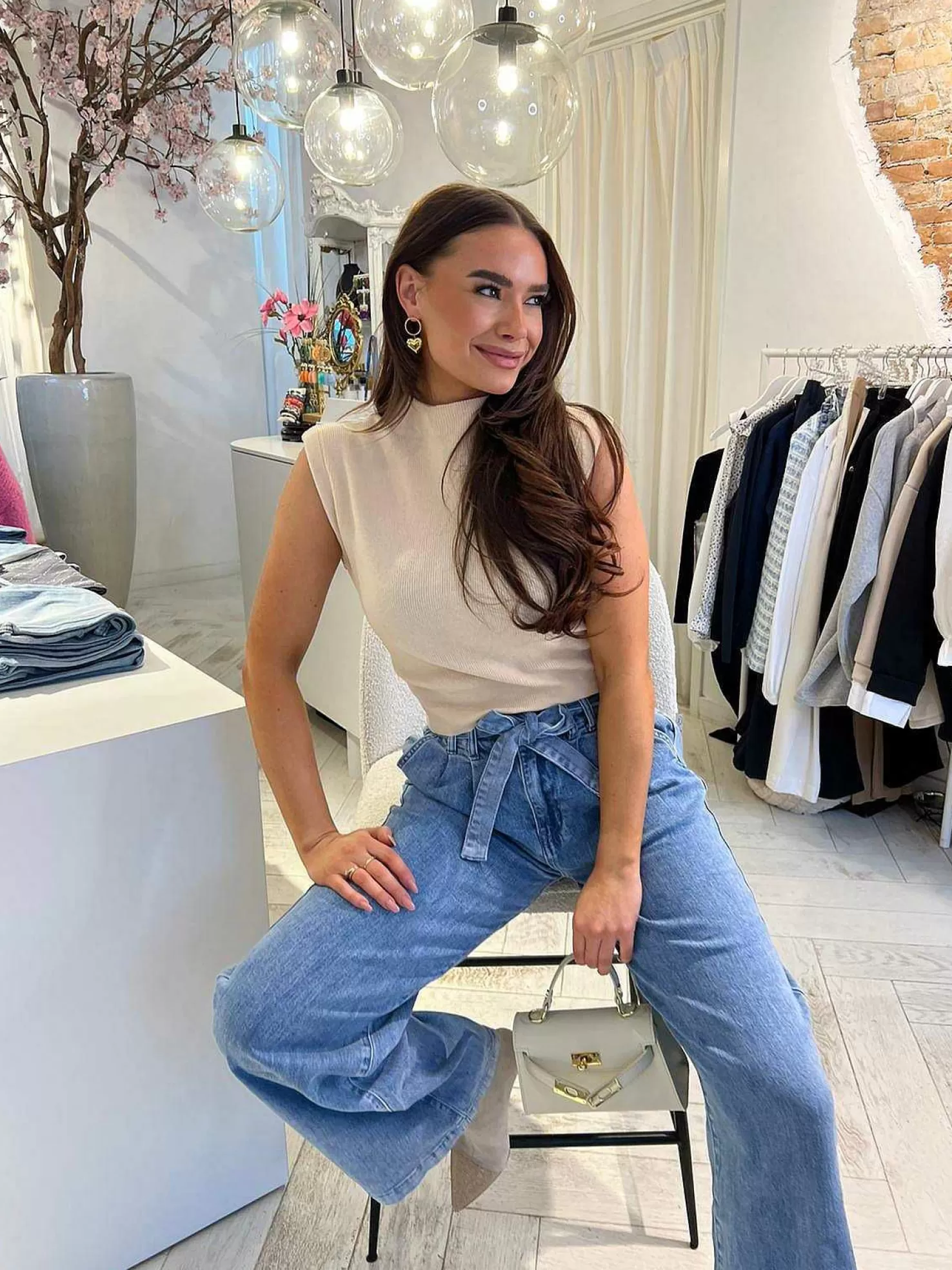 LOF Boutique Tops & Blousjes>Zarah Top Beige